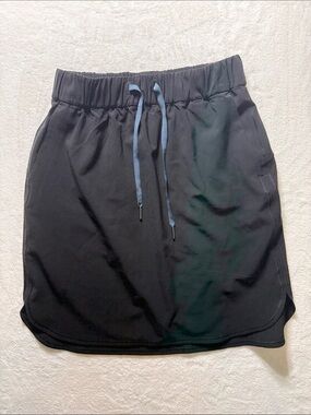 lululemon athletica Black On the Fly Mini Skirt with Blue Drawstring